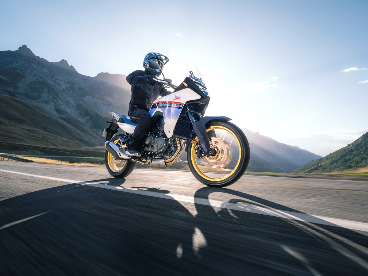 Nova Honda Transalp 750