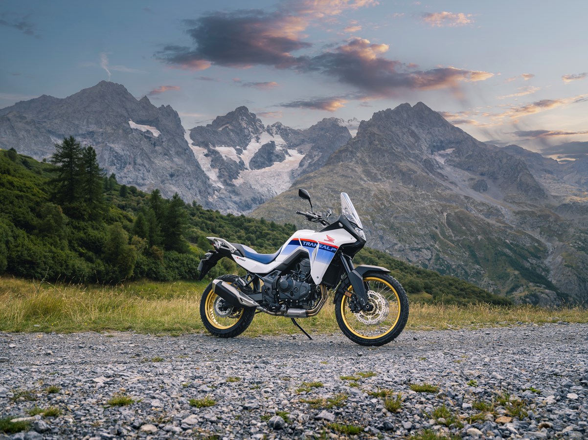Nova Honda Transalp 750