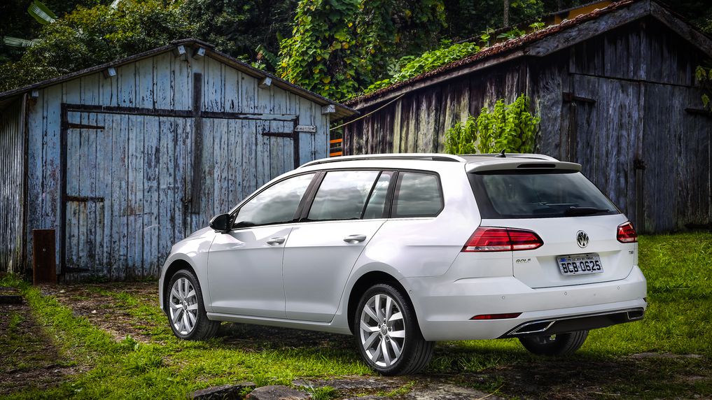 Golf Variant F1