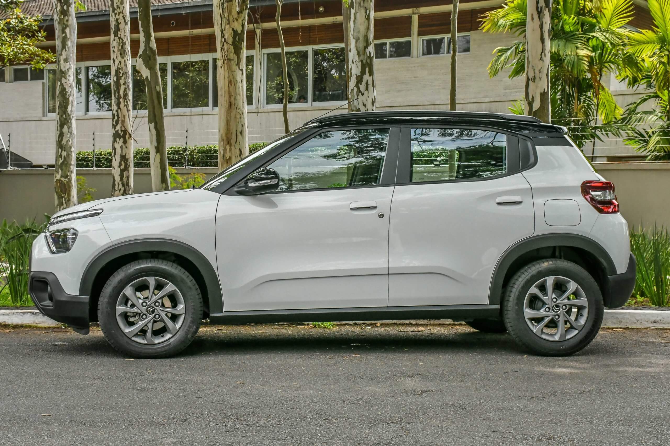 Hyundai Hb20 X Citroen C3 Feel 29 Scaled