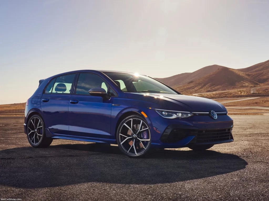 Volkswagen Golf R 1