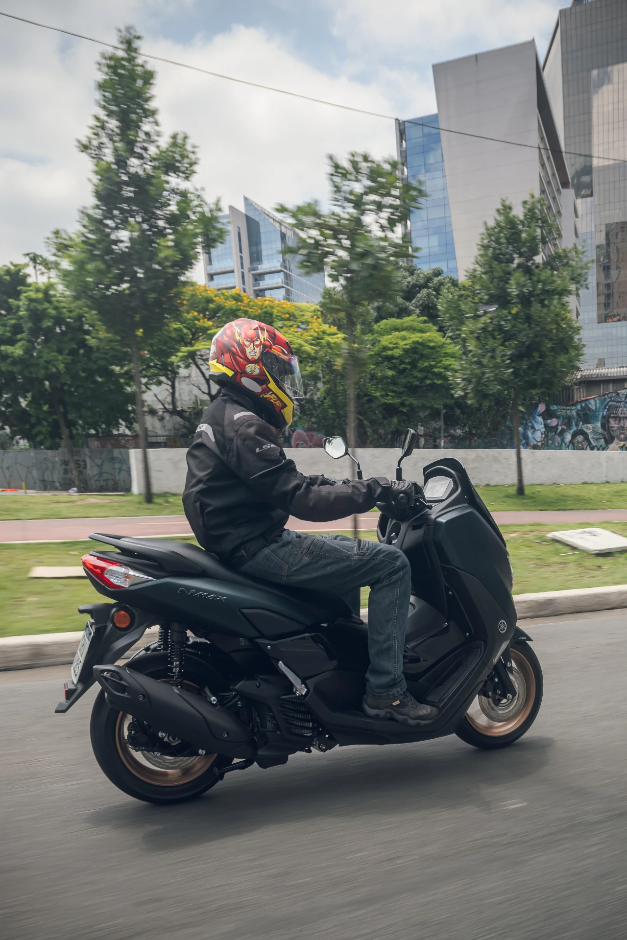 2023 Nmax 160 Connected 3486