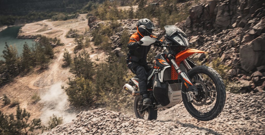 Ktm 890 R (5)