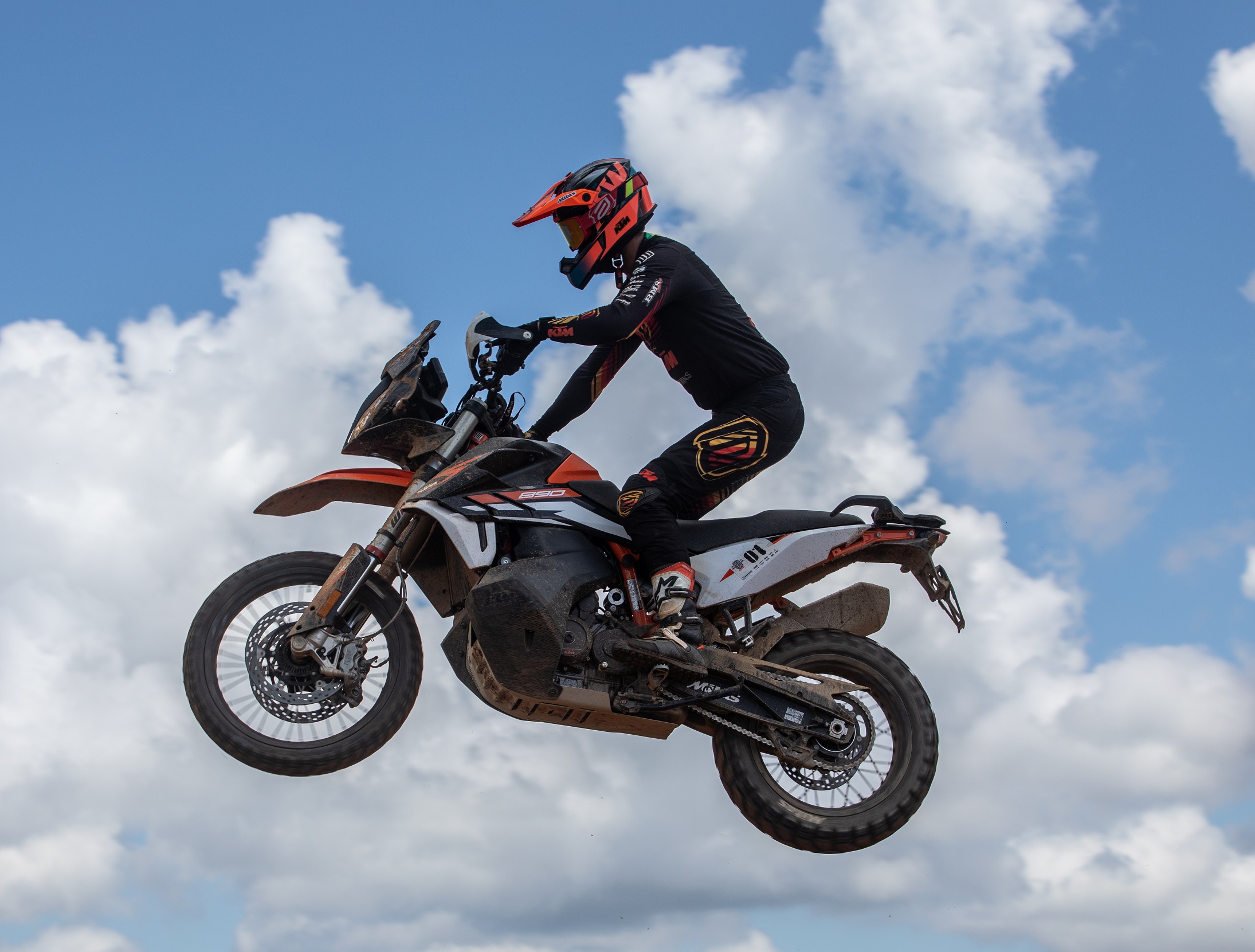 Ktm 890 R (44)
