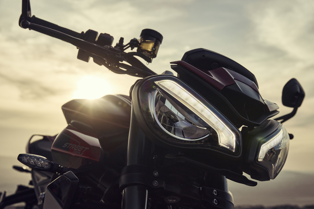 Triumph Street Triple 765 2023 (9)