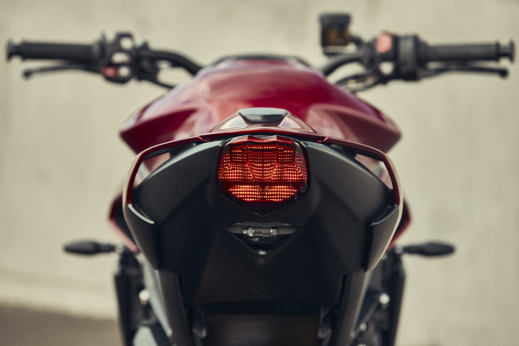 Triumph Street Triple 765 2023 (14)