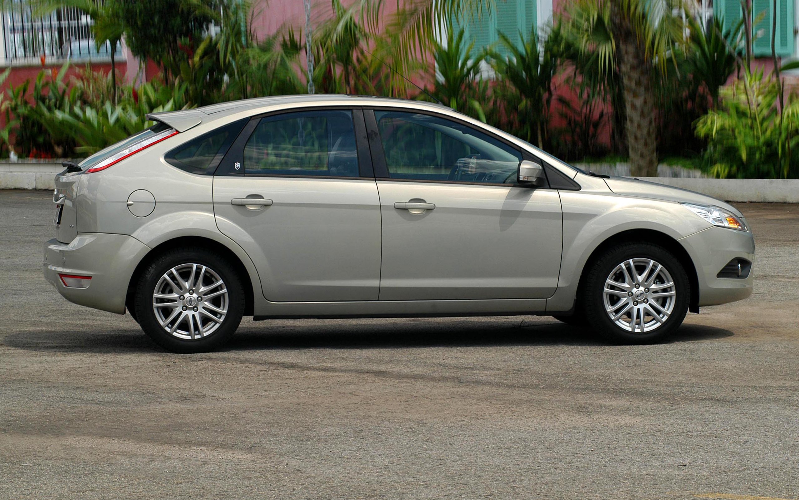 Ford Focus 2.o Flex 2011 Ghia E Hatch SÃo Paulo, 24 De Fevereiro De 2010