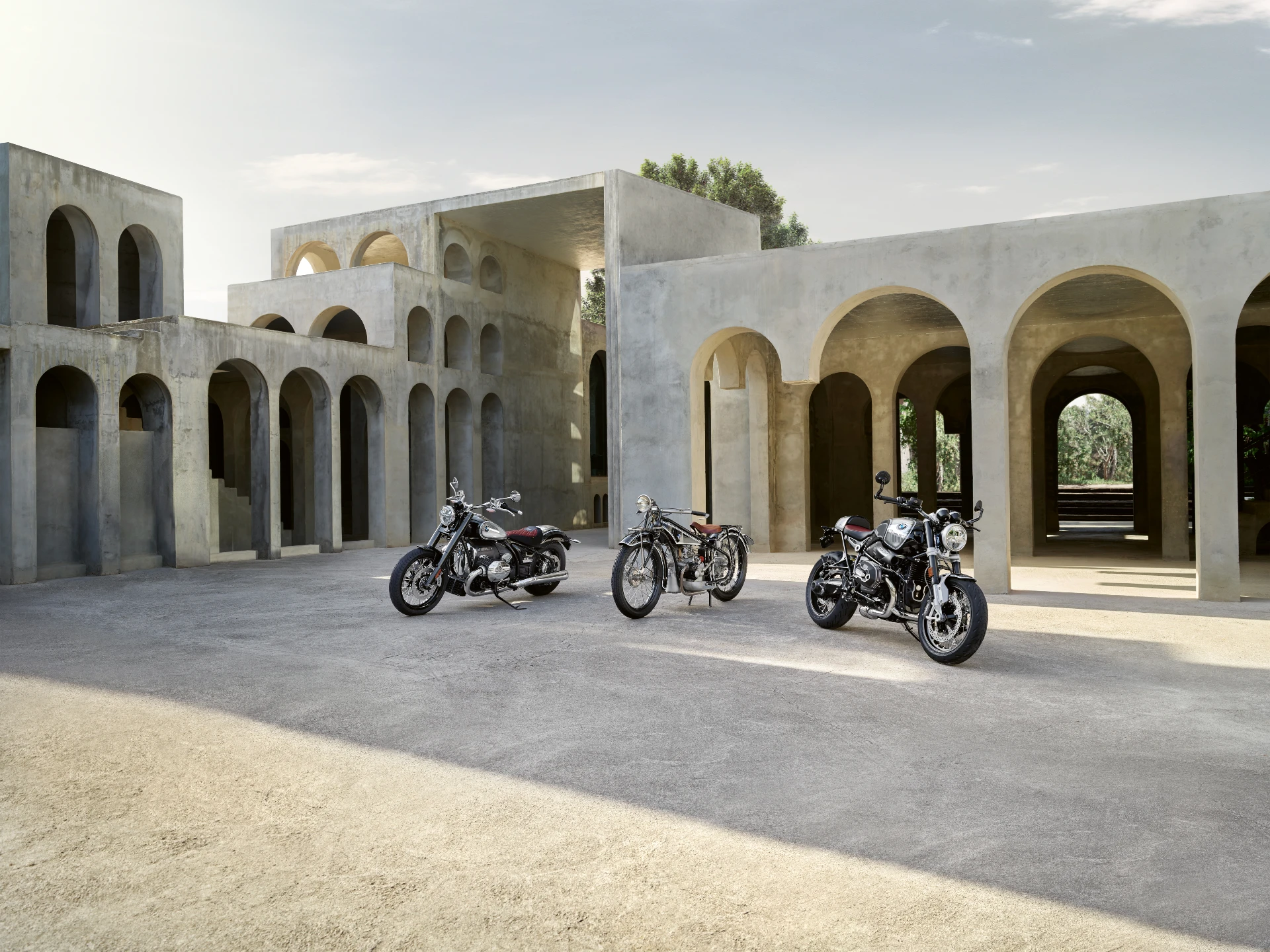 BMW lança versões especiais das motos R18 e R nineT