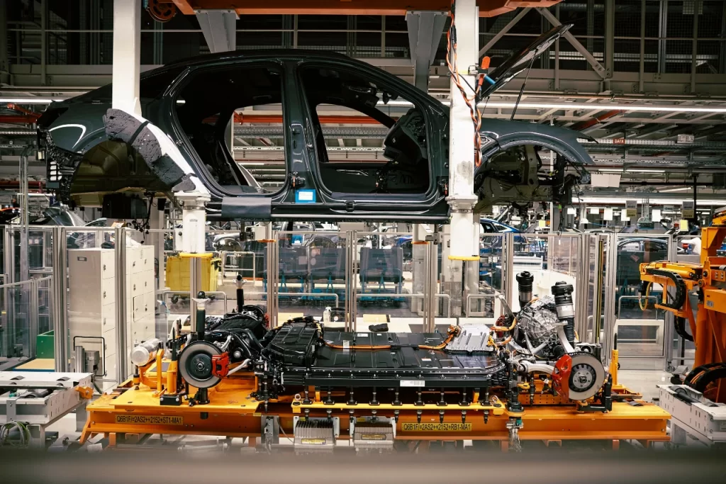 Audi Q8 E Tron 2