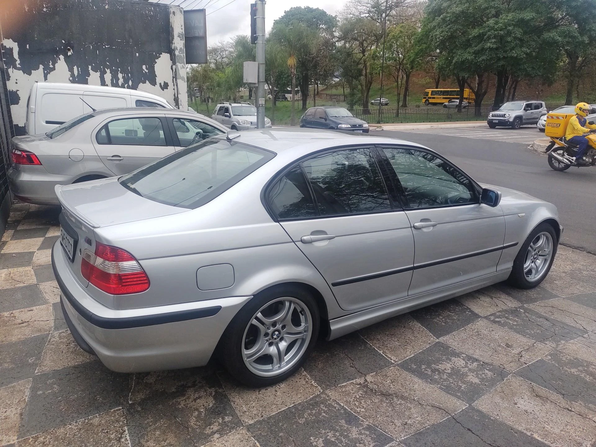 Bmw 330i 3.0 Motorsport Sedan 24v Gasolina 4p Automatico Wmimagem15051732434