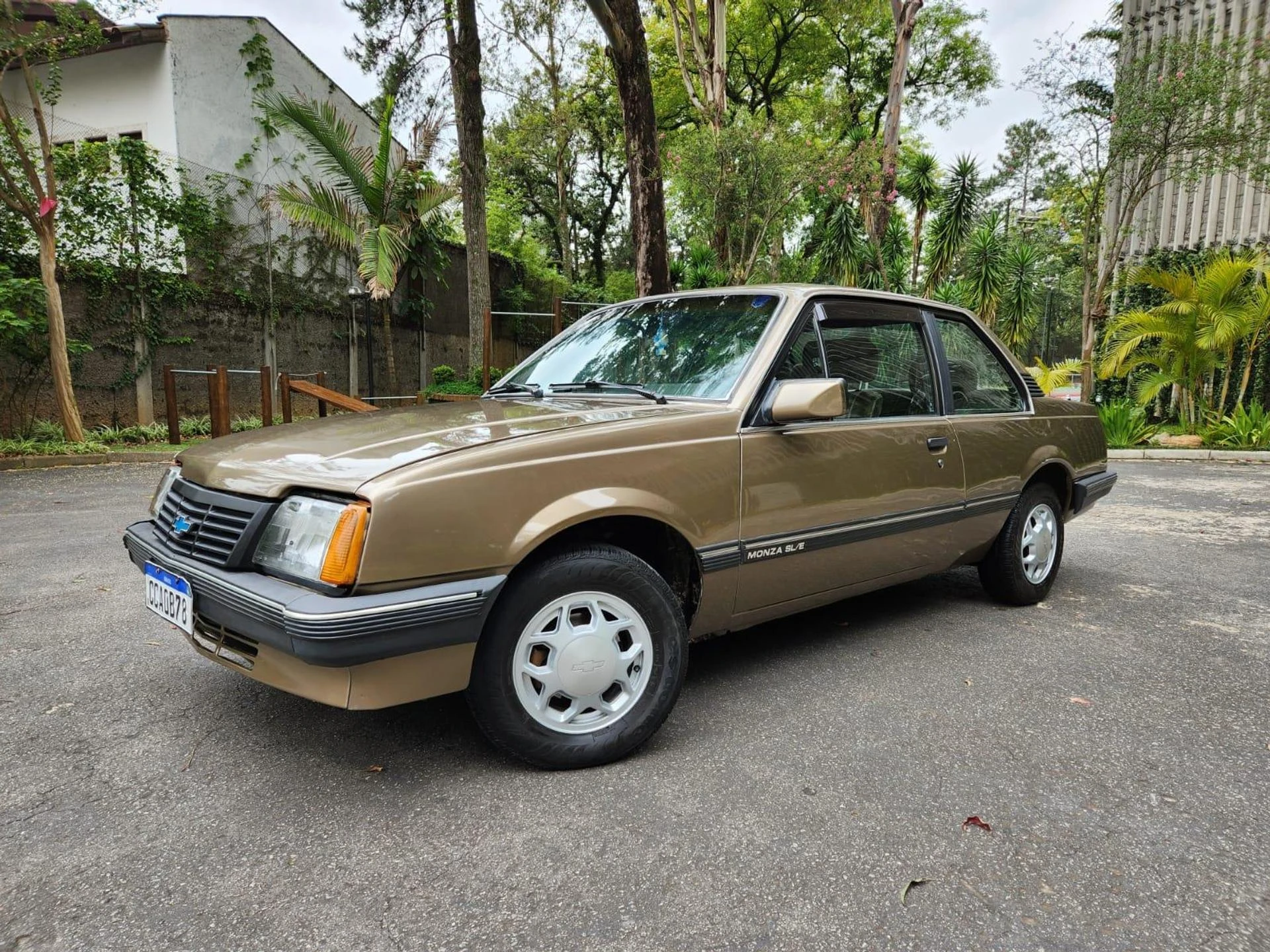 Chevrolet Monza 1.8 Sle 8v Alcool 2p Manual Wmimagem16290818521