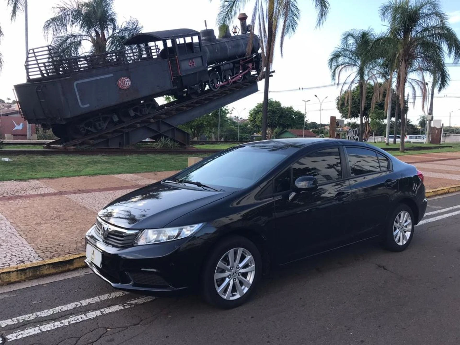 Honda Civic 1.8 Lxs 16v Flex 4p Manual Wmimagem15353446233