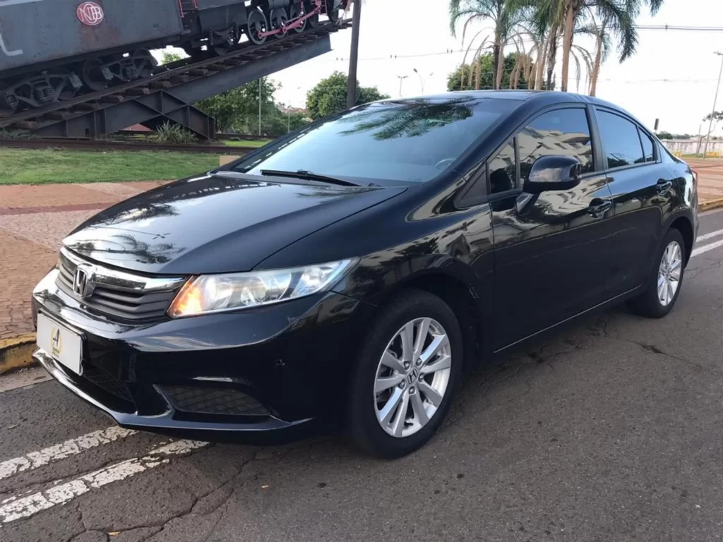 Honda Civic 1.8 Lxs 16v Flex 4p Manual Wmimagem15353672141