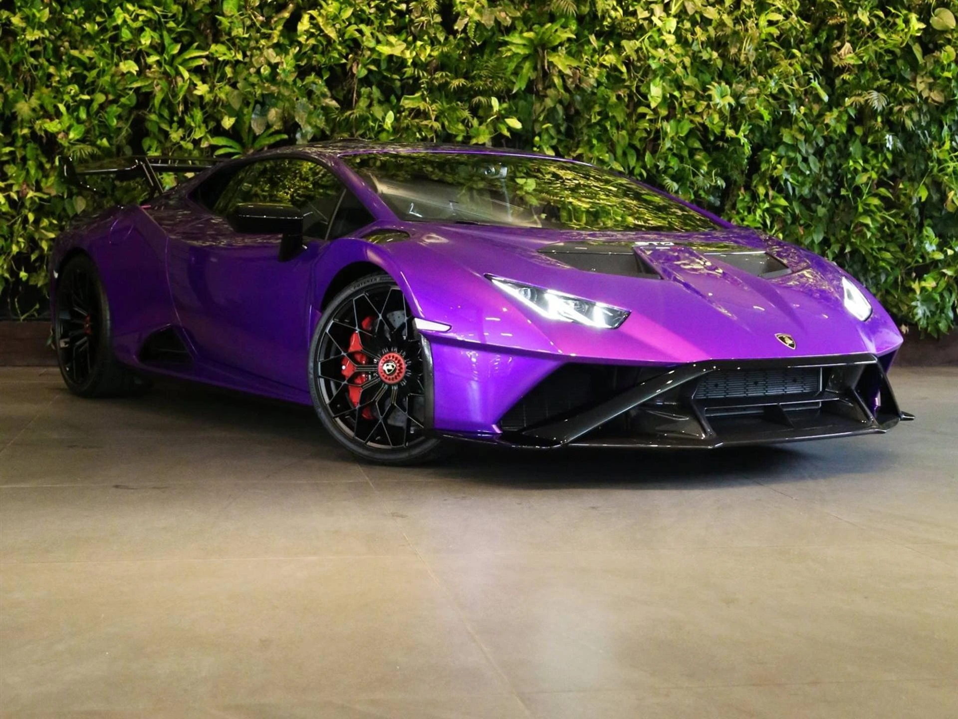 Lamborghini Hucaran Sto