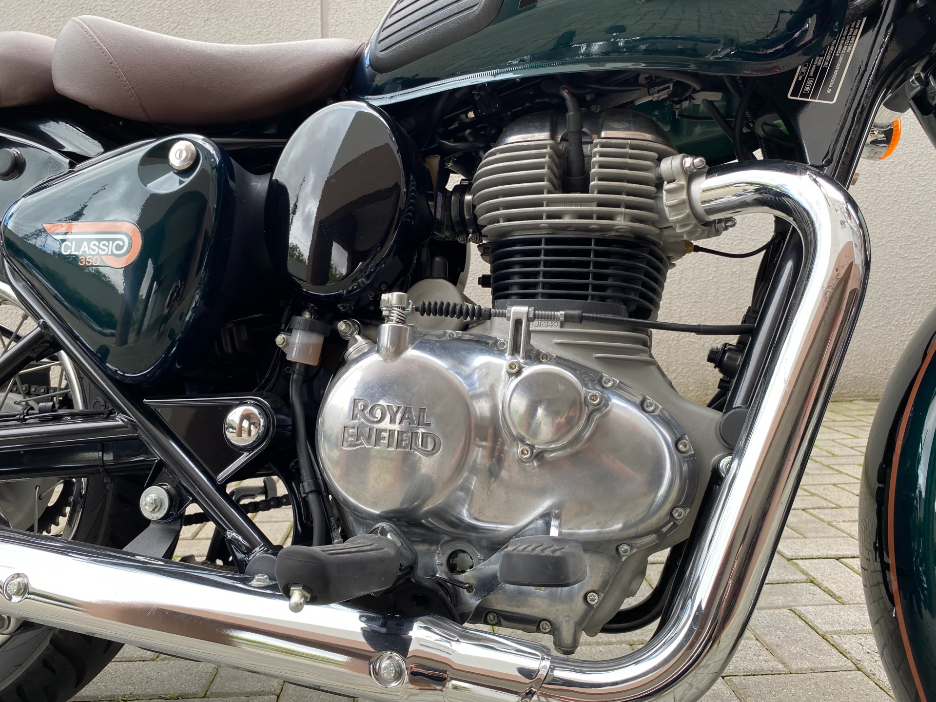 Royal Enfield Classic 350 3