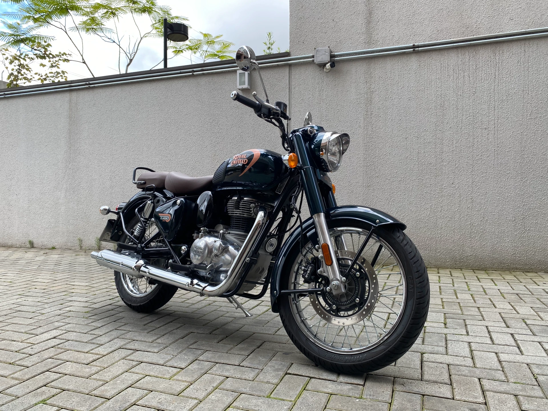 Royal Enfield Classic 350 9