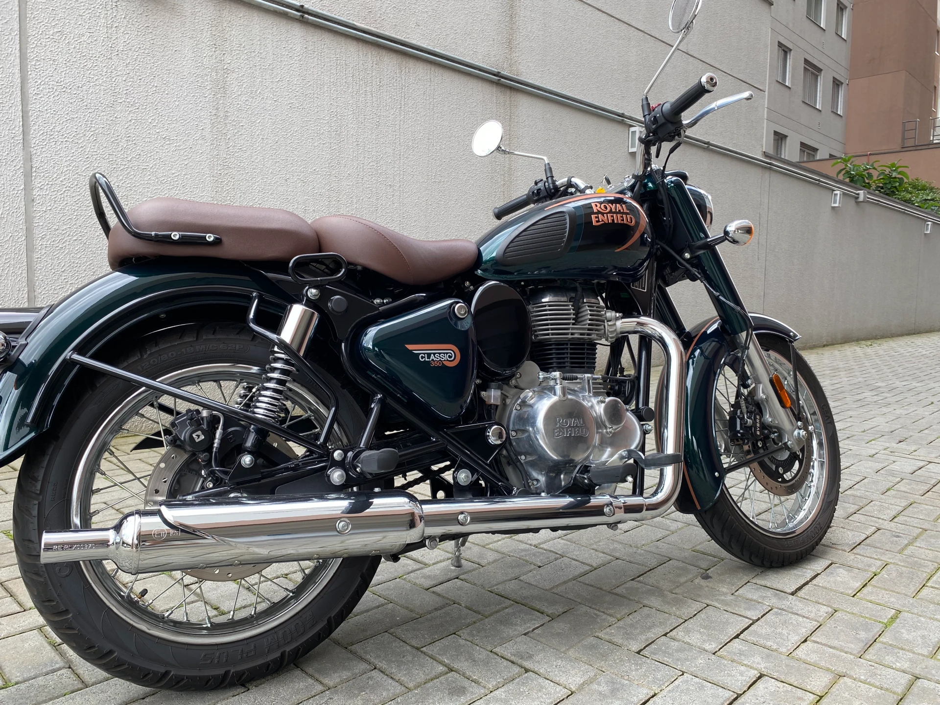 Royal Enfield Classic 350 17
