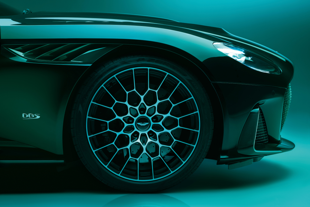 Aston Martin Dbs 707 Ultimate 1 (1) F3