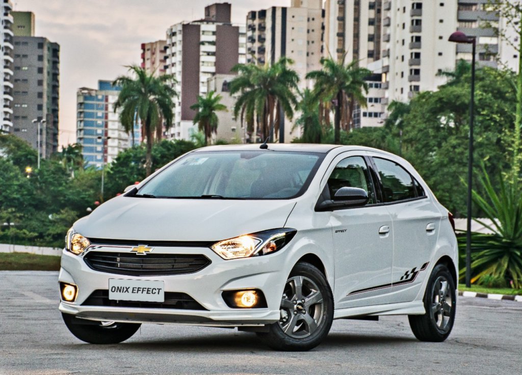 Chevrolet Onix Effect 2