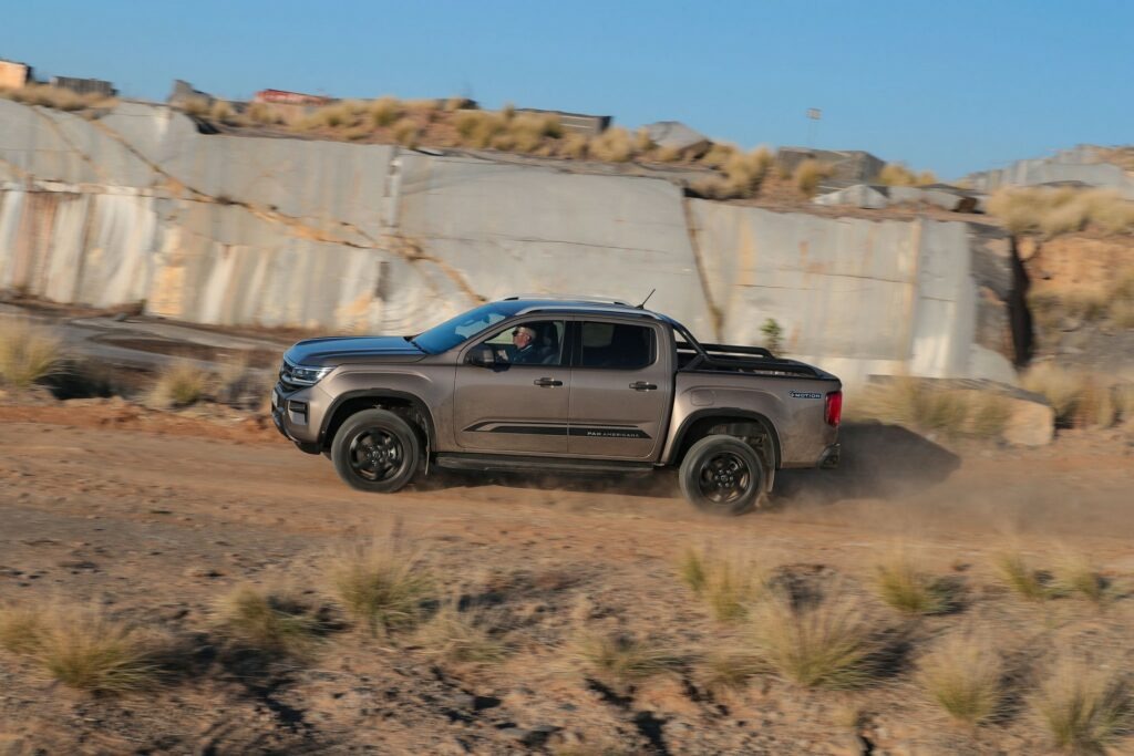Novo Volkswagen Amarok 2023 (33)