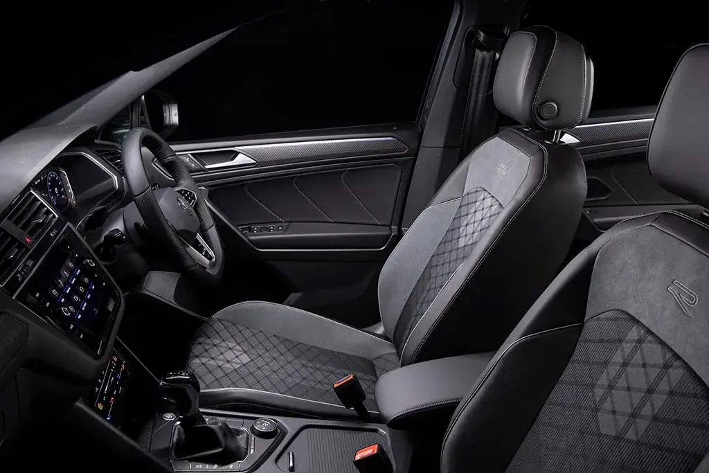 2023 Vw Tiguan Allspace Monochrome 011