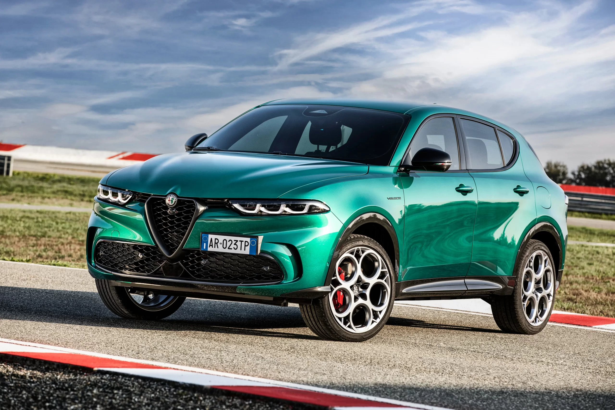 Alfaromeotonalepluginhybridq4static4 6373b7354509b 637601971413b