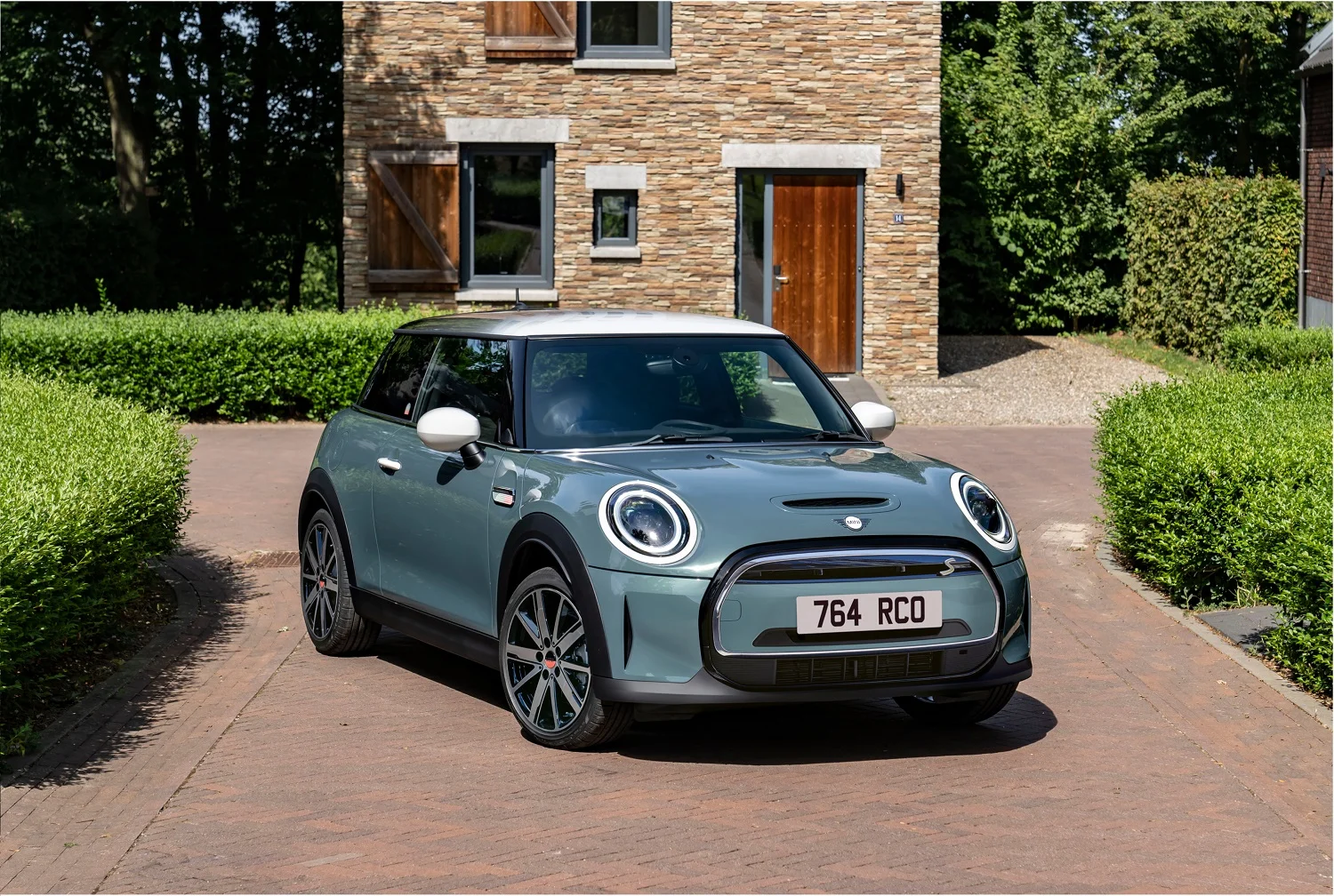 Mini Cooper S E Multitone Edition