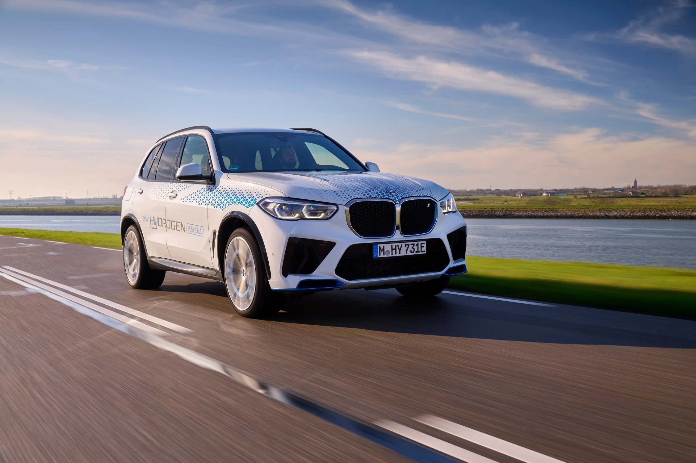 Bmw Ix5 Hydrogen (2)