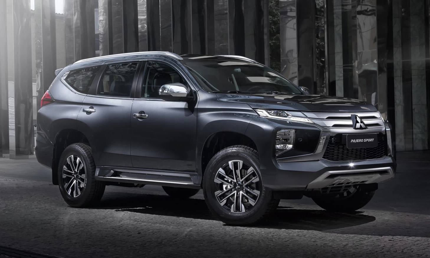 Mitsubishi Pajero Sport 2023 (0)