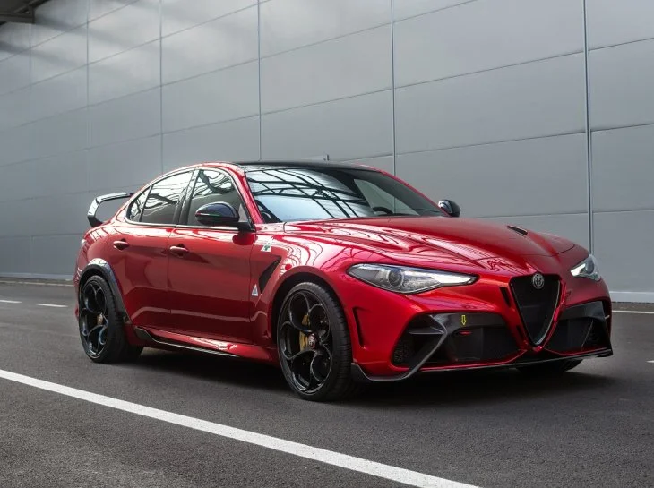 Alfa Romeo Giulia Gtam 22 730x545