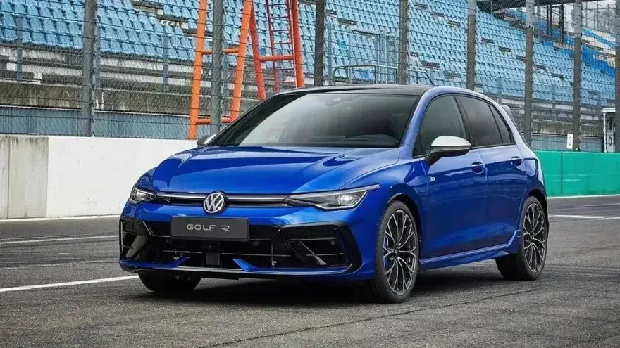 Volkswagen Golf R 2025 1024 01 E1719777272119