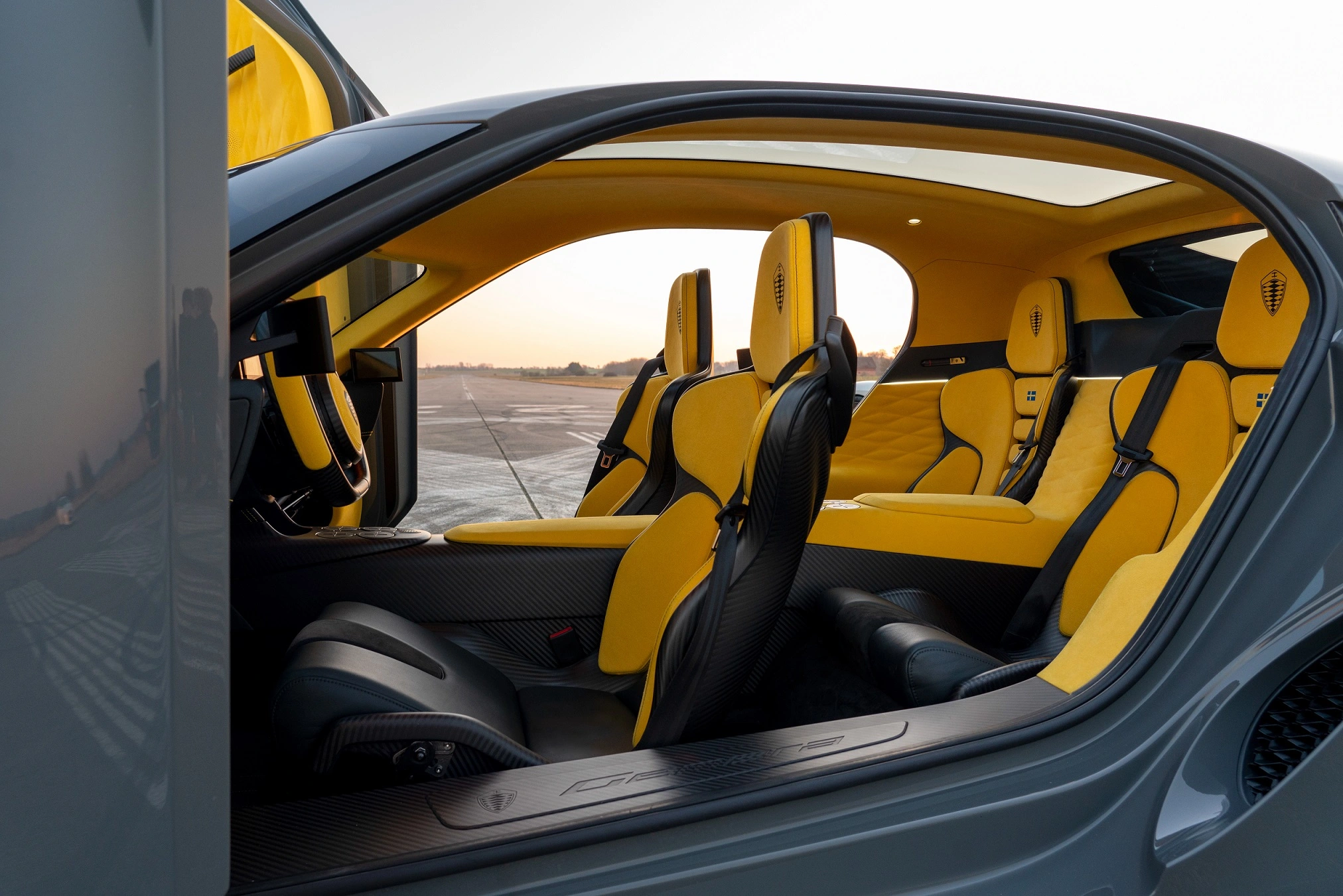 Koenigsegg Gemera 76 F6