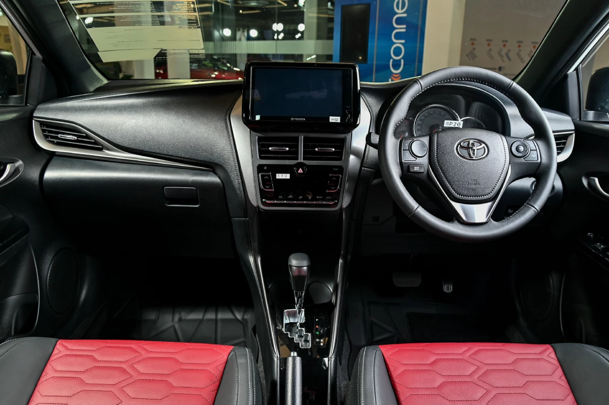 Yaris Hatch