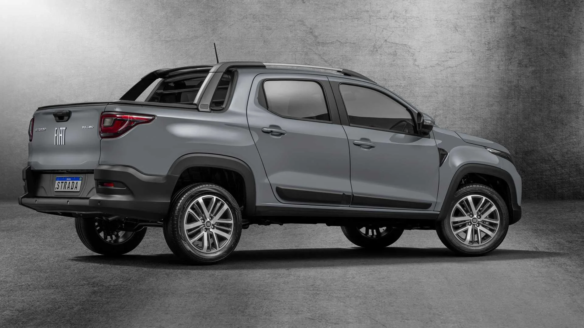Fiat Strada 2023 2
