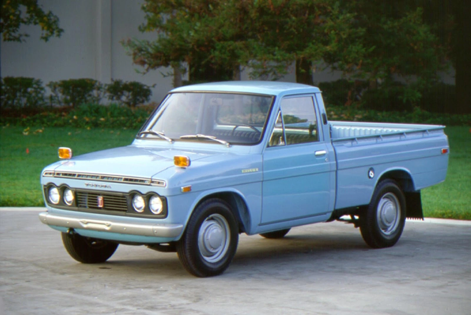 Hilux 1 F1