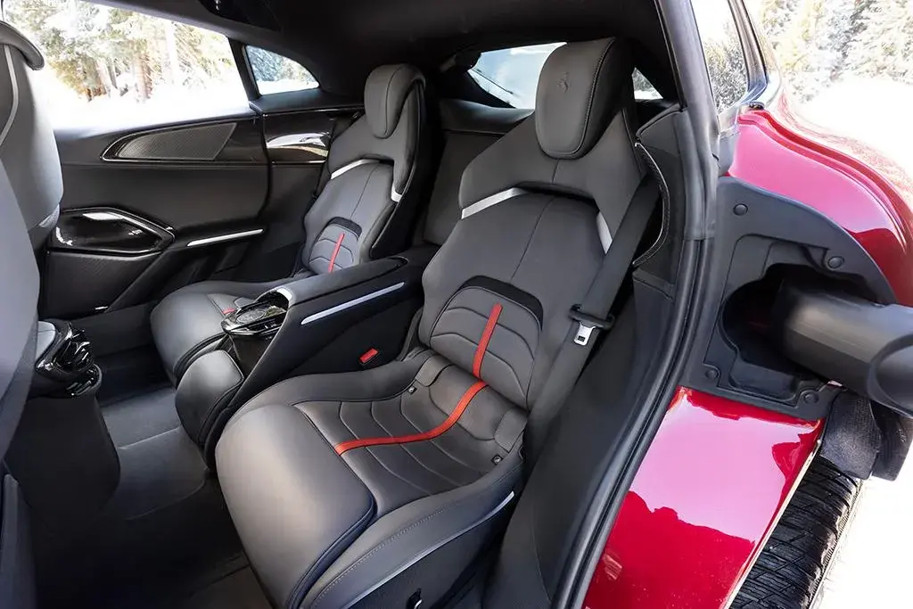 2023 Ferrari Purosangue 7144