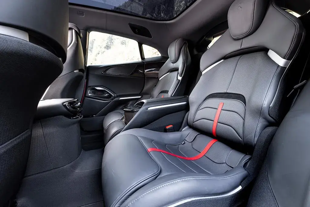 2023 Ferrari Purosangue 1334