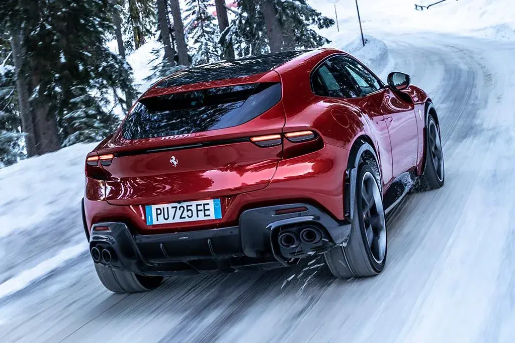 2023 Ferrari Purosangue 3001