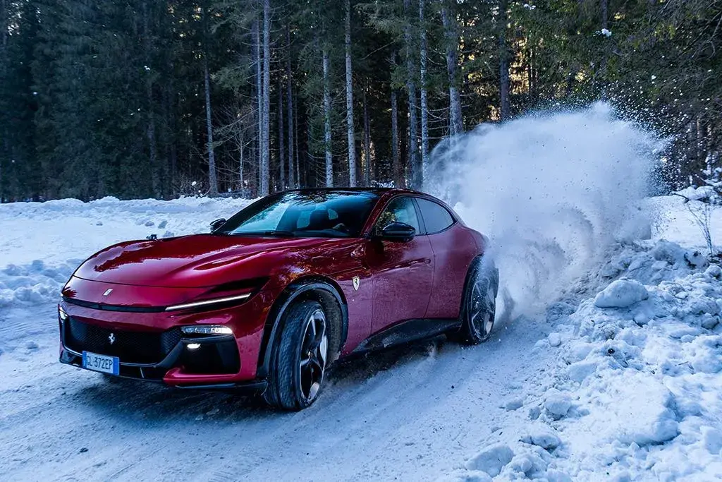 2023 Ferrari Purosangue 8473