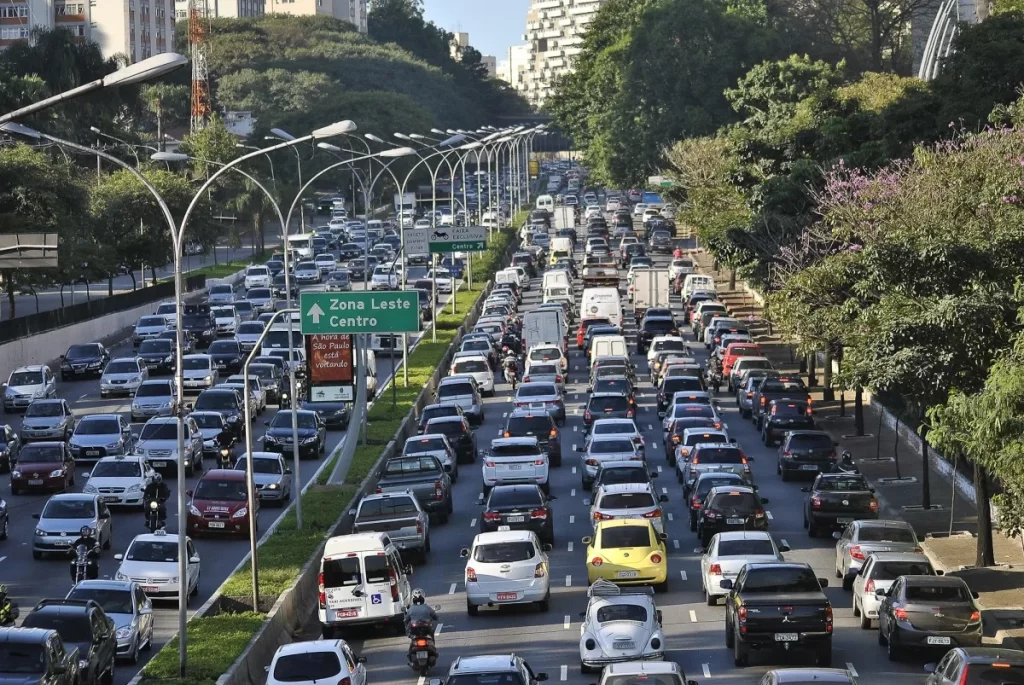 Trânsito em SP Rodízio IPVA 2023