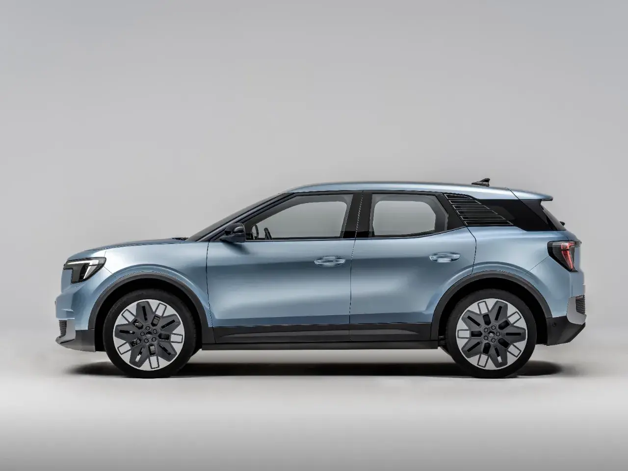 2023 Ford Thenewall Electricfordexplorer Studio 3