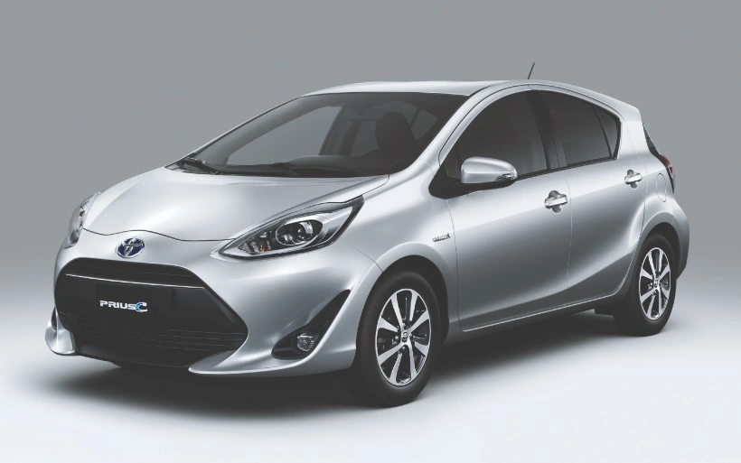 Prius C F4