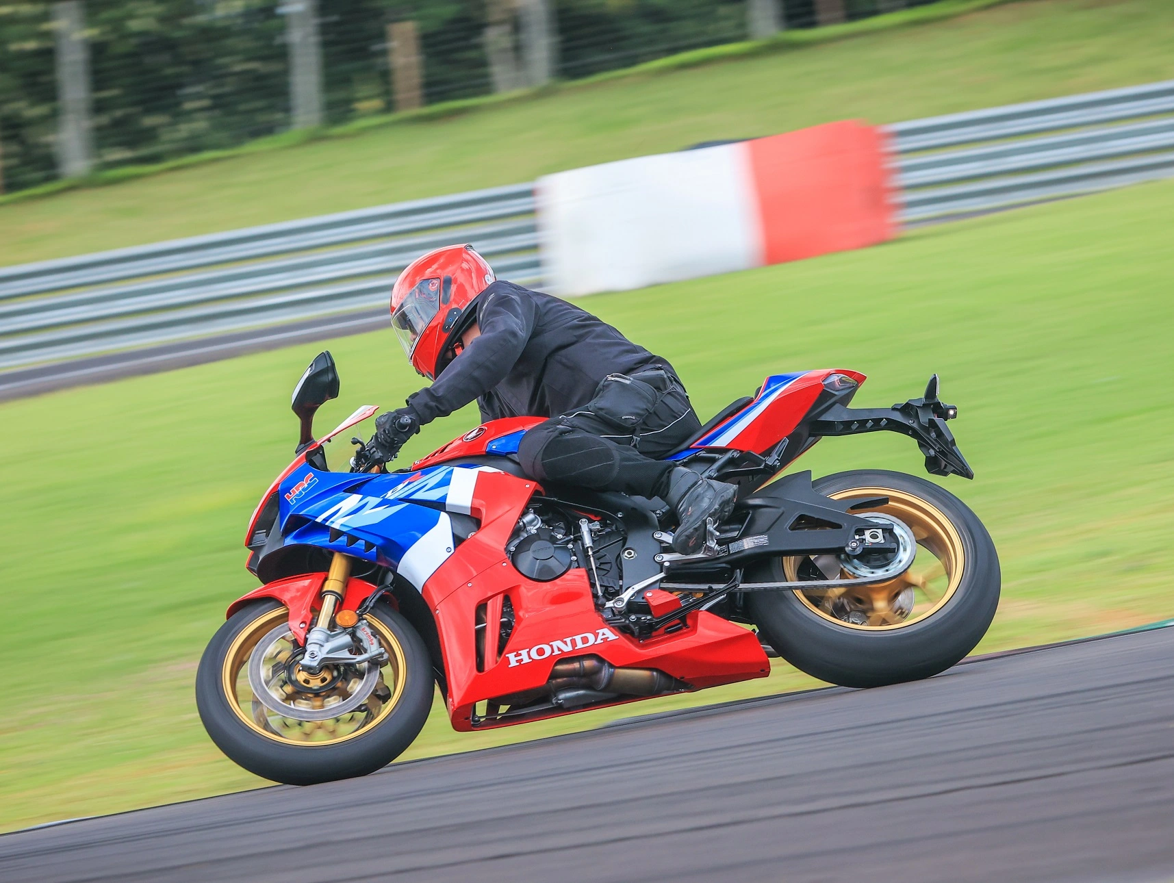 Honda Cbr 1000 Fireblade Rr R 2023 (32)