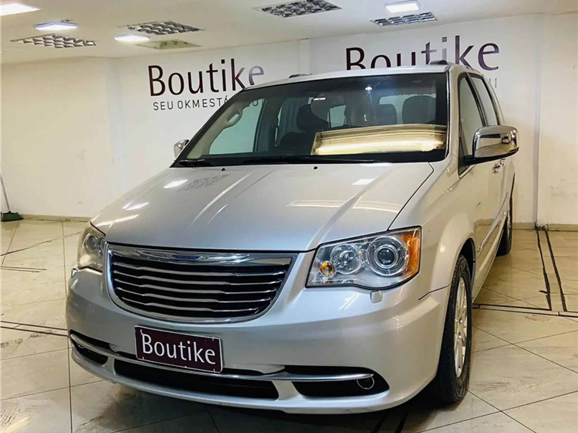 Chrysler Town Country 3.6 Limited V6 24v Gasolina 4p Automatico Wmimagem12421366267