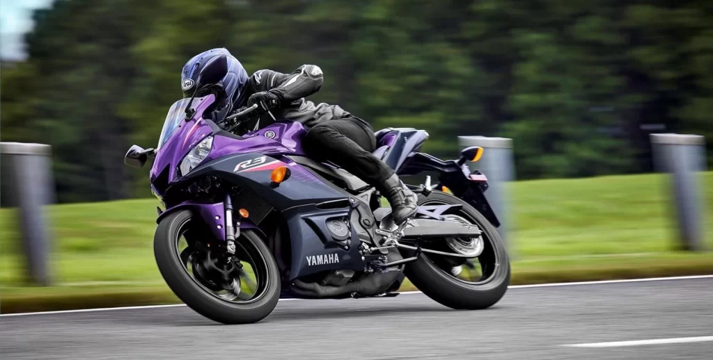 Yamaha Yzf R3 2023 (1)