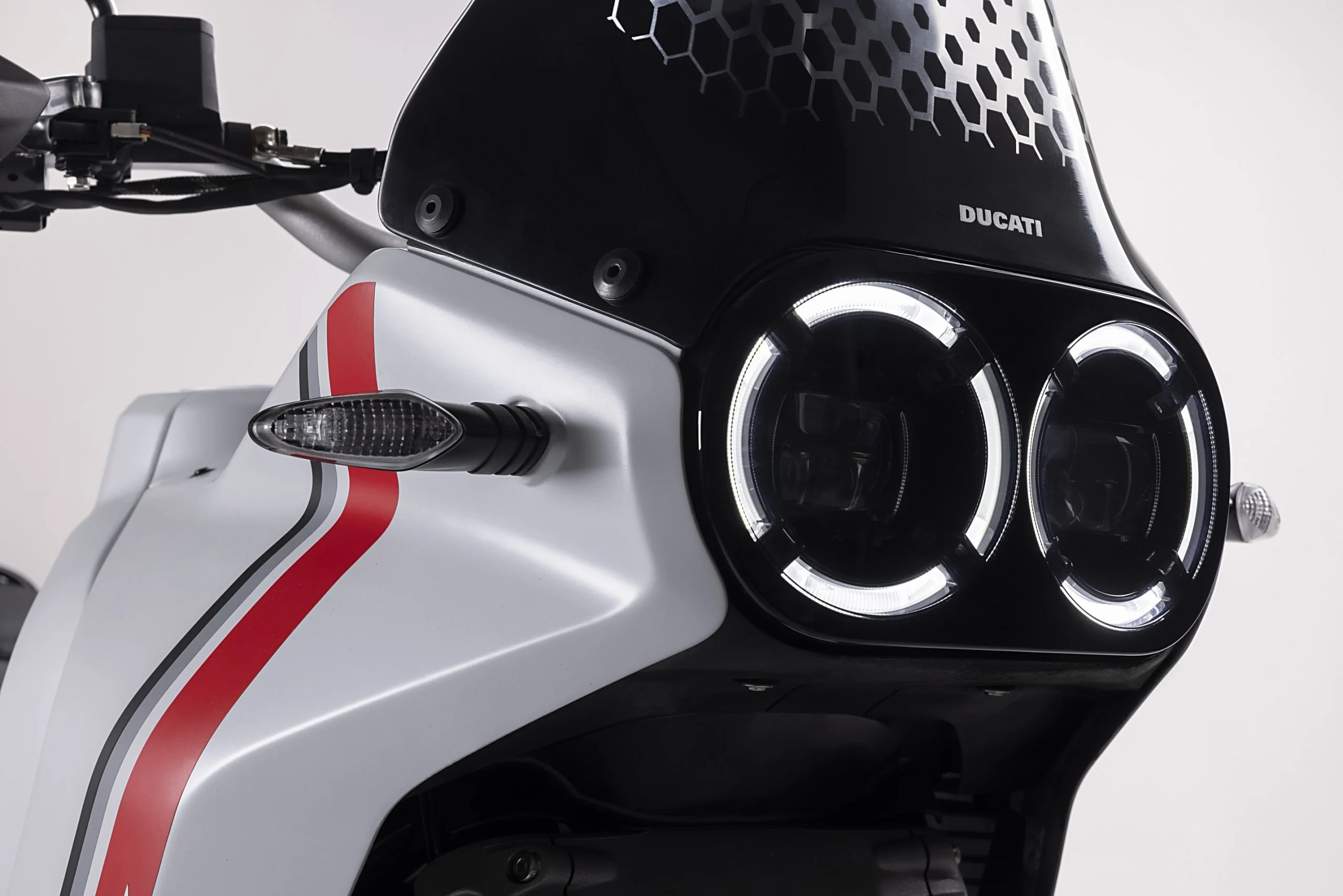 Ducati Desertx (7)
