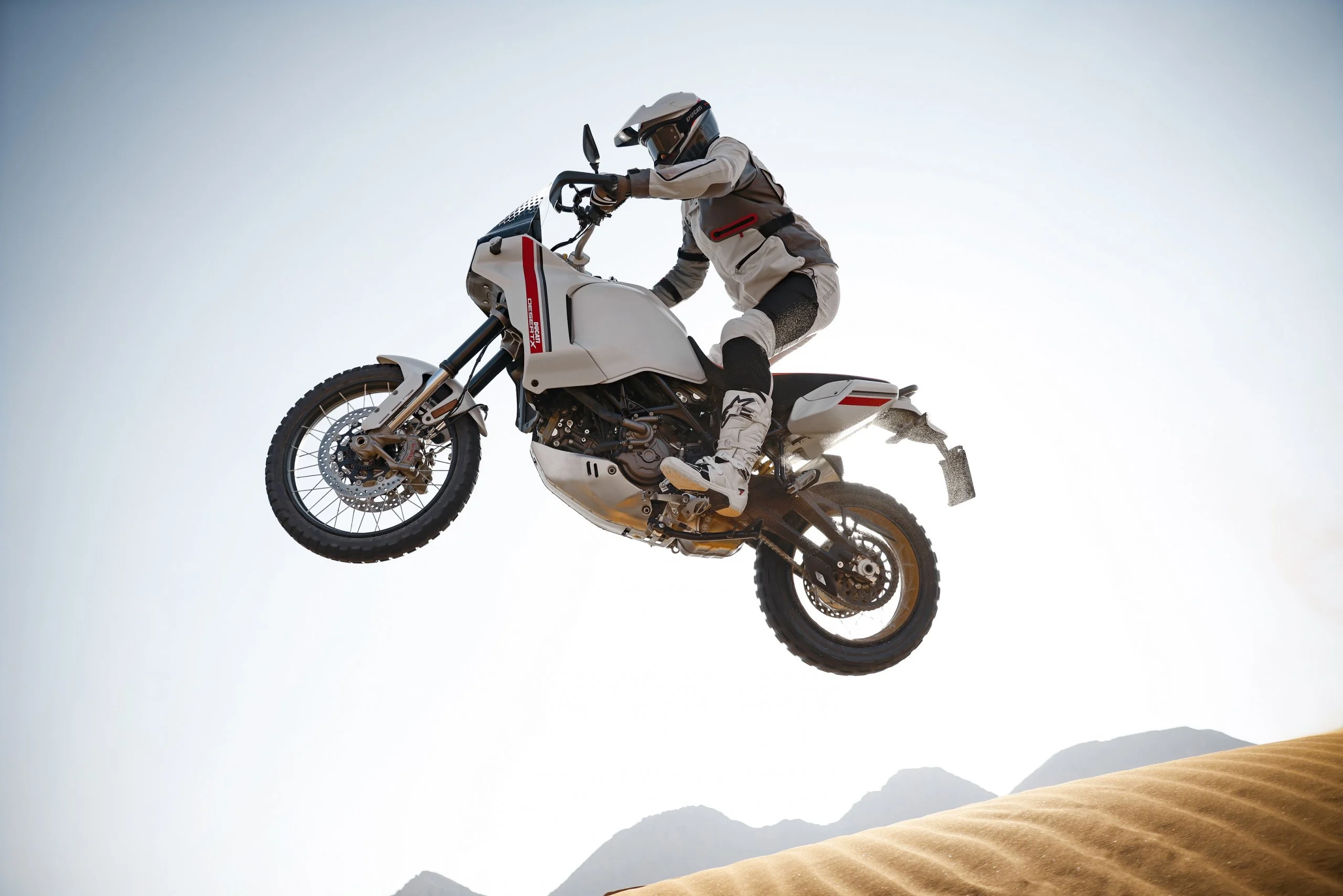 Ducati Desertx (9)
