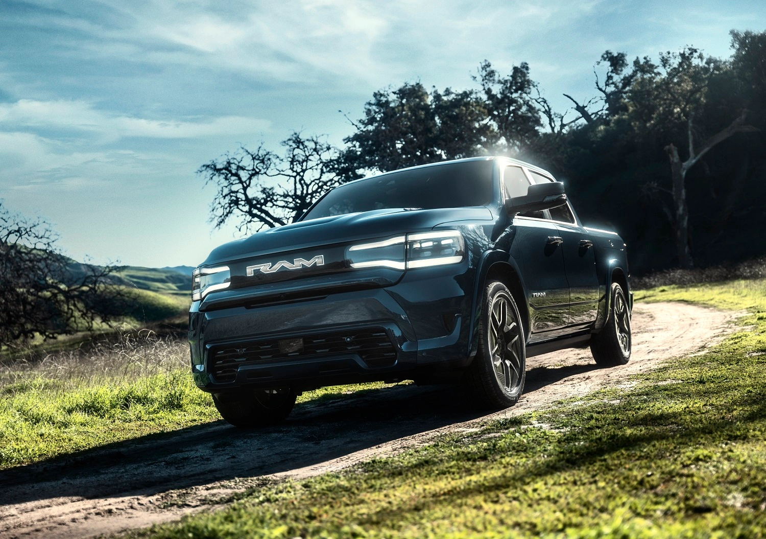 Ram 1500 Rev 2025 (24)