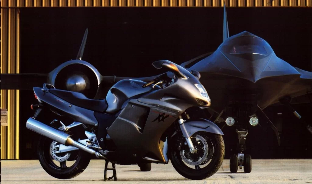 Honda Cbr 1000xx Super Blackbird (1)