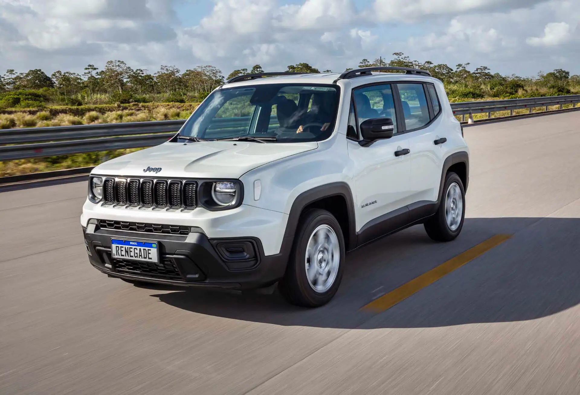 Jeep Renegade já foi líder em vendas, mas em 2025 ficou de fora do top 10 SUVs mais vendidos